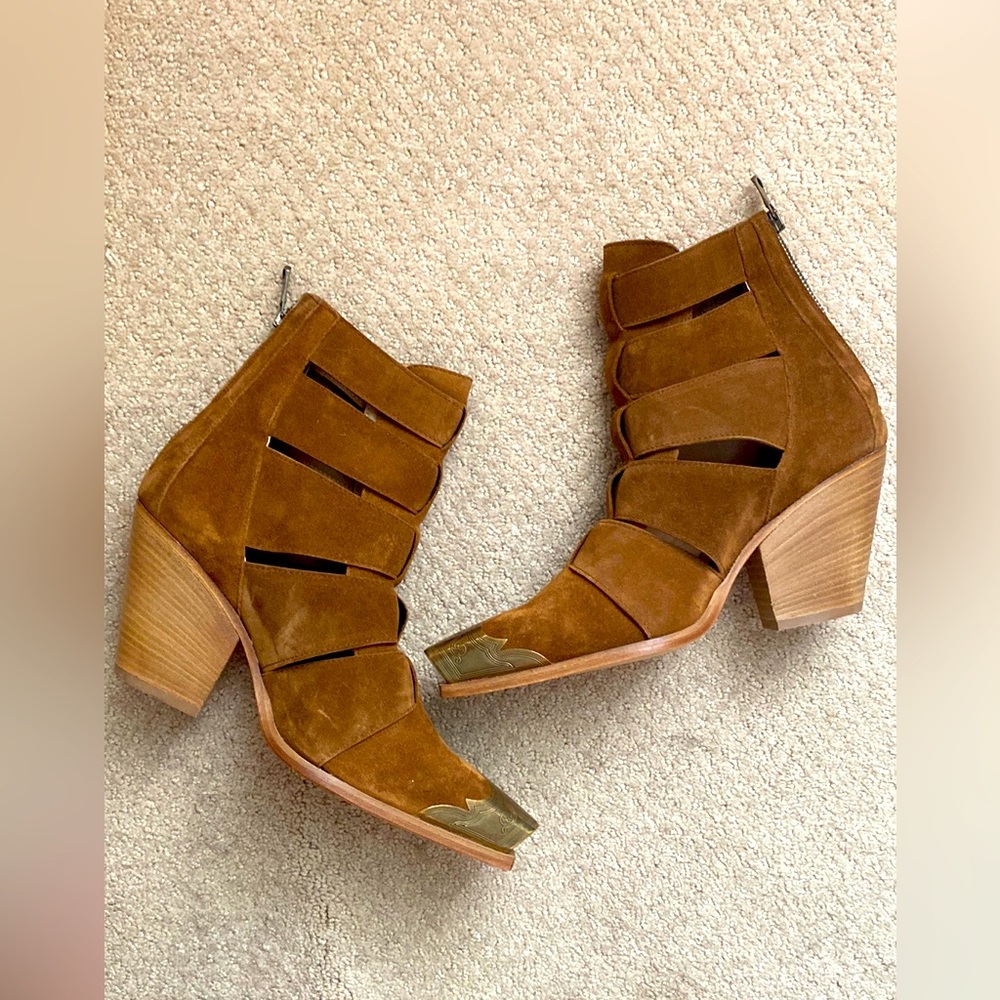 NEW IN BOX! Free People Italian Leather Boots